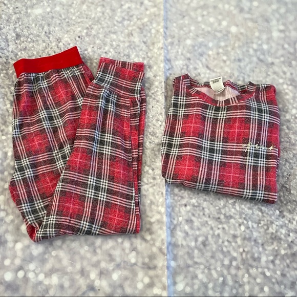 PINK Victoria's Secret Other - VS PINK Cozy Pajama set L
